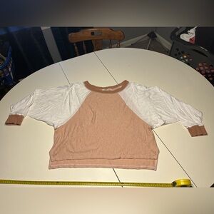 We The Free medium women’s long sleeve shirt peach/tan white